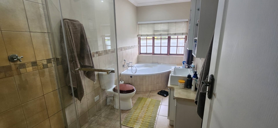 6 Bedroom Property for Sale in George Rural Western Cape